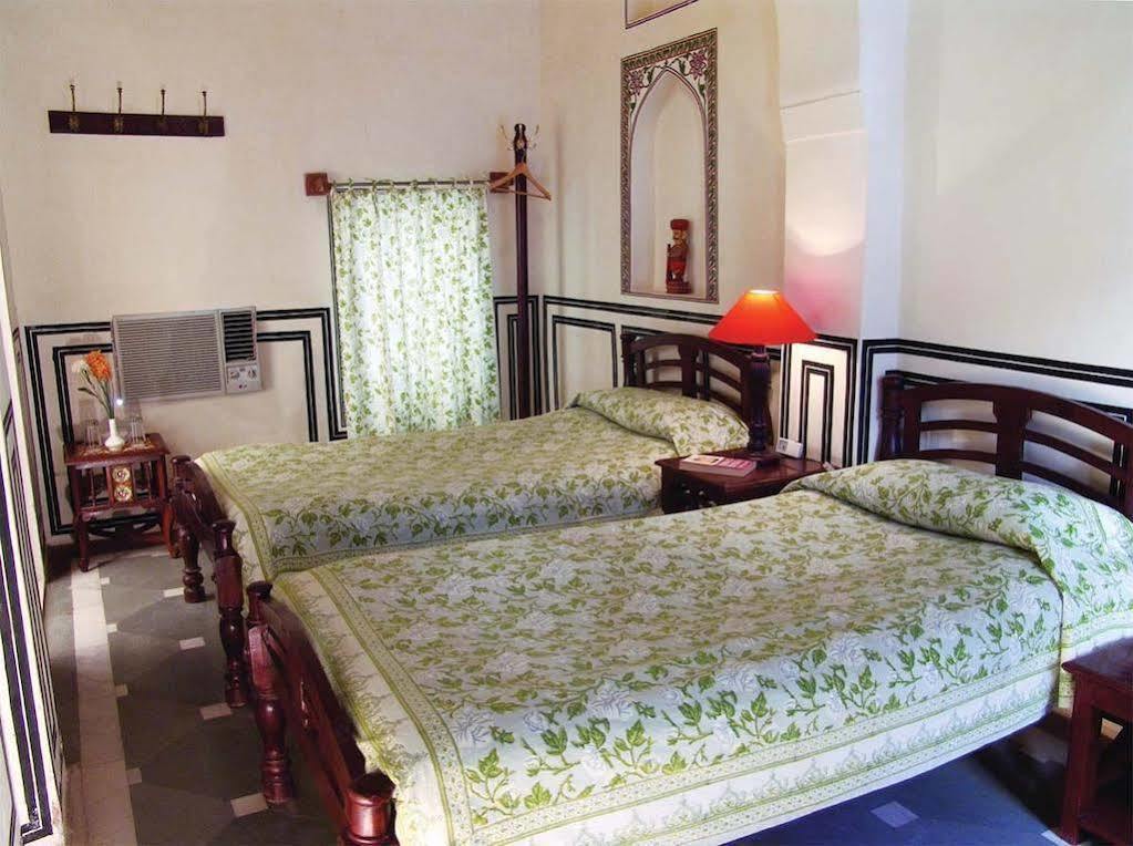 Hotel Mandawa Haveli Dźajpur Zewnętrze zdjęcie