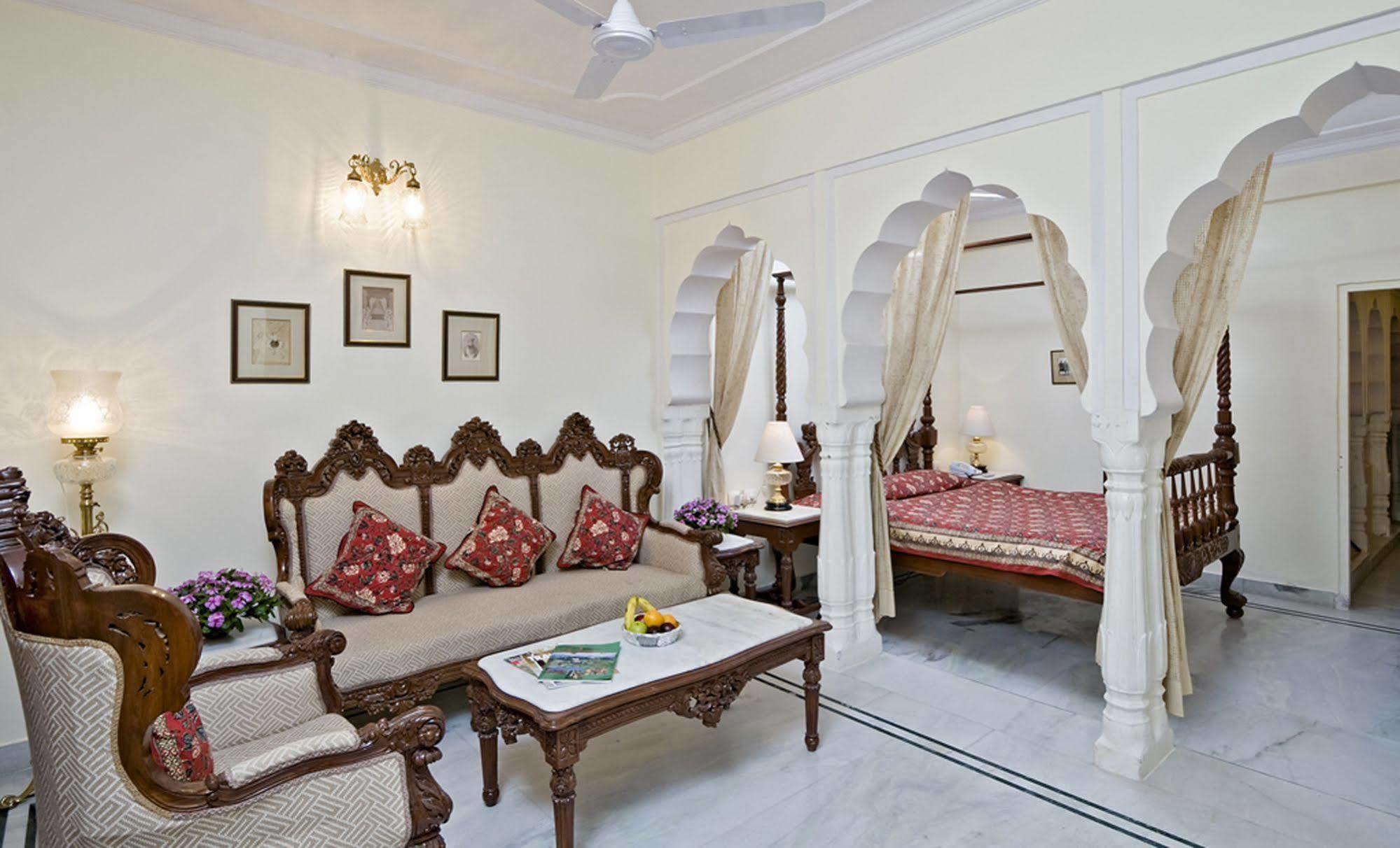 Hotel Mandawa Haveli Dźajpur Zewnętrze zdjęcie
